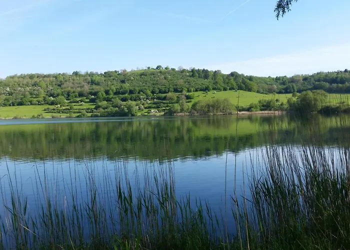 Eifelhoehe Mit Maarpanorama Feriehus